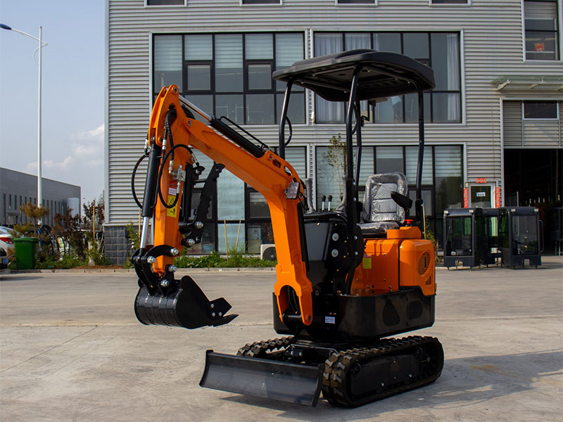 小型挖掘機行業(yè)迎來發(fā)展新契機